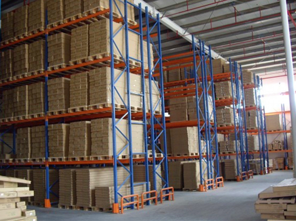 横梁式货架